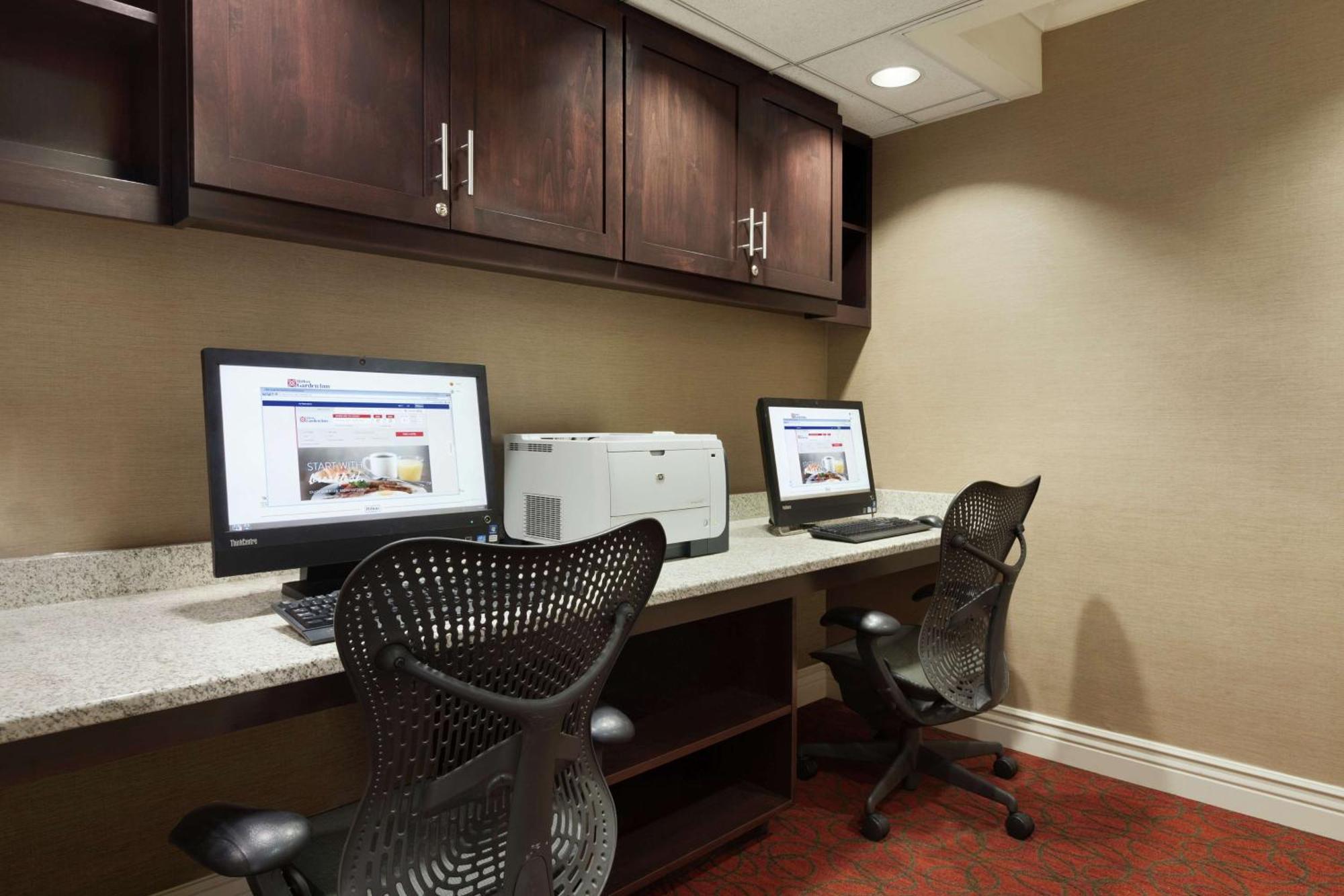 Hilton Garden Inn Gilroy Luaran gambar