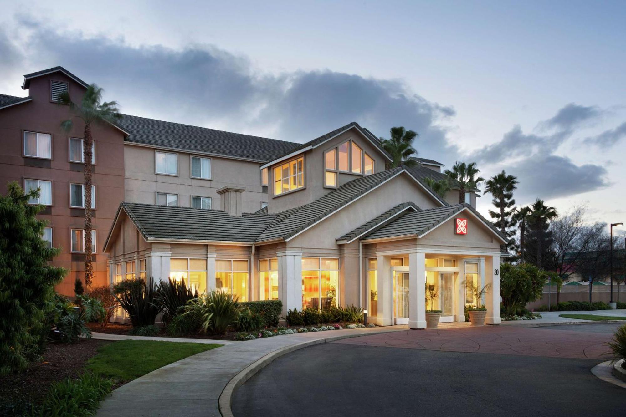 Hilton Garden Inn Gilroy Luaran gambar